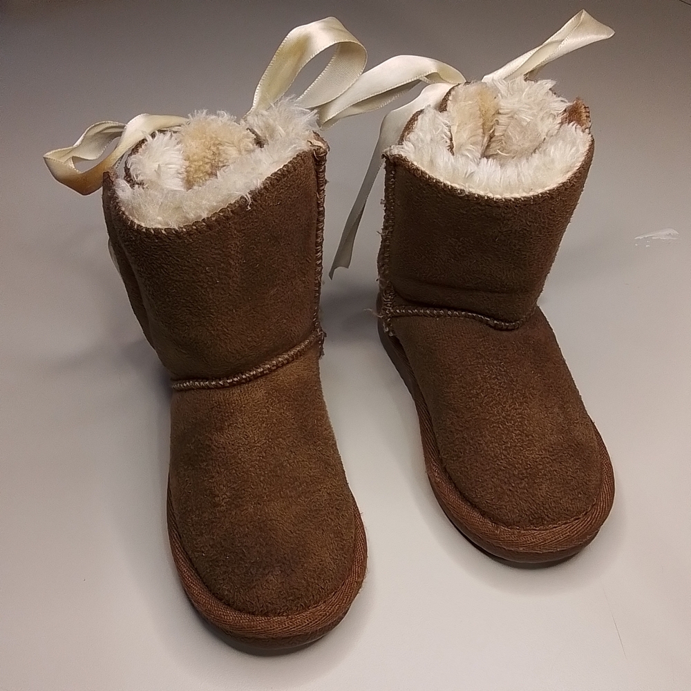 Kids Brown Faux-Sherpa Lined Winter Boots